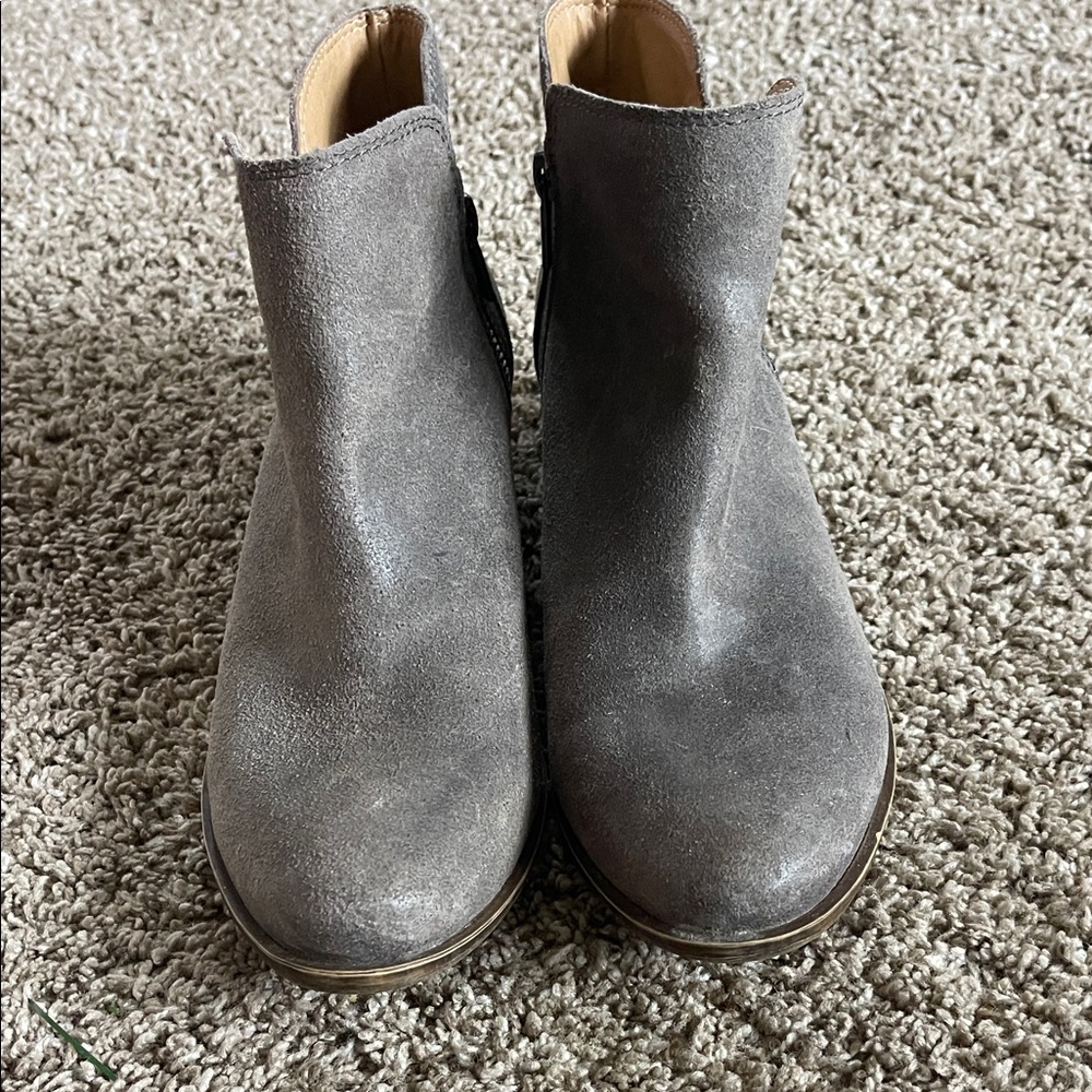 Lucky Brand | Women’s Gray Suede Ankle Boots | Size 8.5